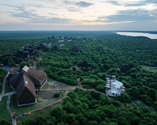Buffalo Safari Lodge: An Unforgettable Wilderness Experience for Global Travelers in Uganda